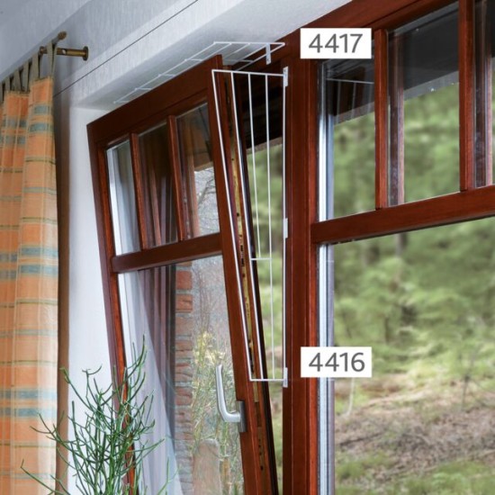 Apsauginės grotelės langams, 62x16-8 cm, baltos spalvos Apsauginės grotelės langams, 62x16-8 cm, baltos spalvos