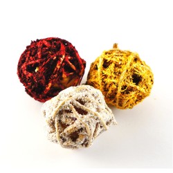 Kumpis-Stake rotango žolės rutuliukai įdaryti vaisiai