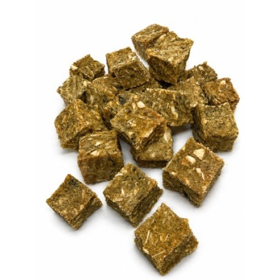 R70493 RDF-1001 REAL DOG SNACKS Smulkintų menkių kubeliai 200g